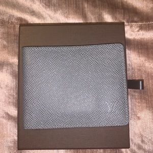 Louis Vuitton men’s wallet